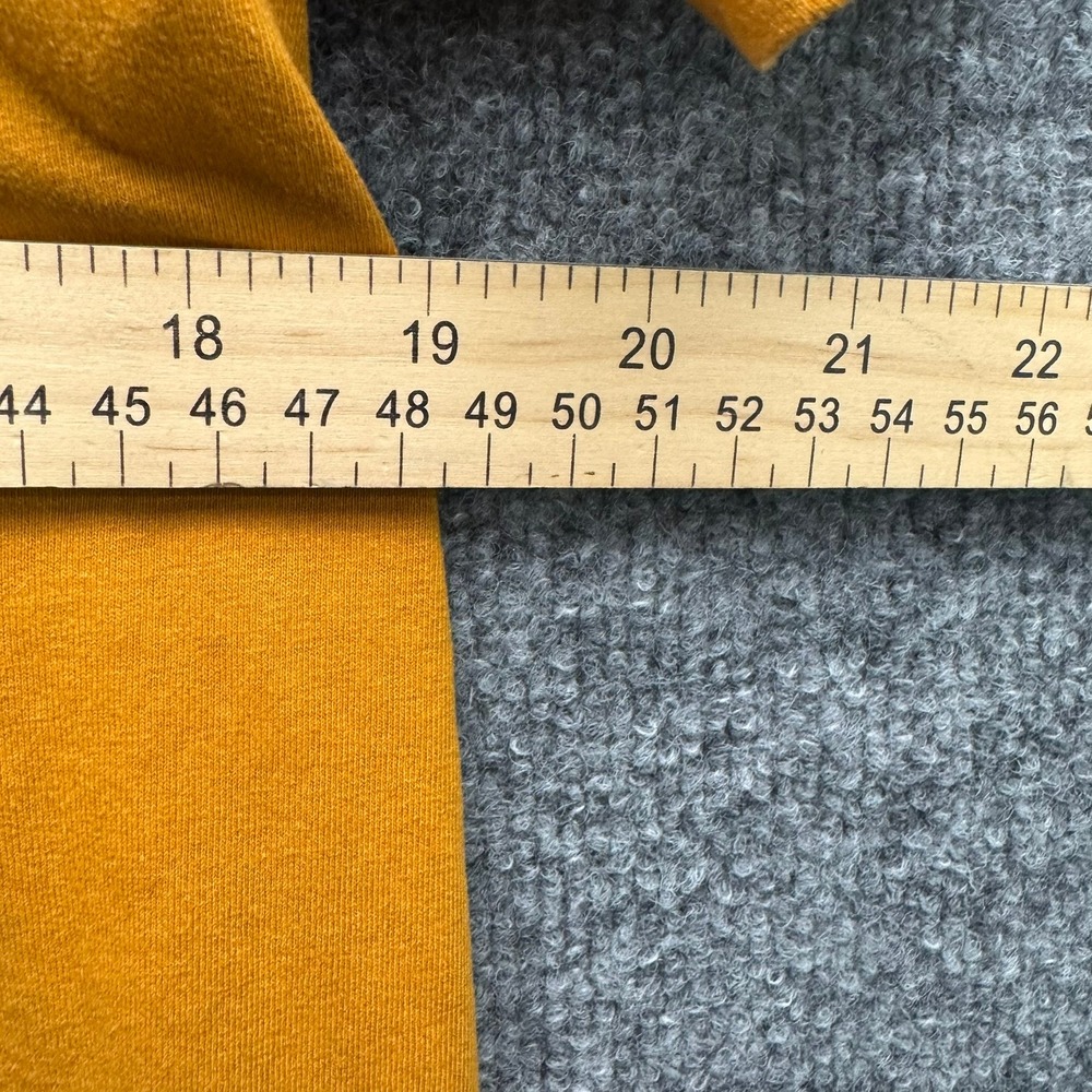 Guess T-Shirt Men's Size M Mustard Yellow Short Sleeve Graphic Logo Tee Casual‎ - Picture 9 of 13